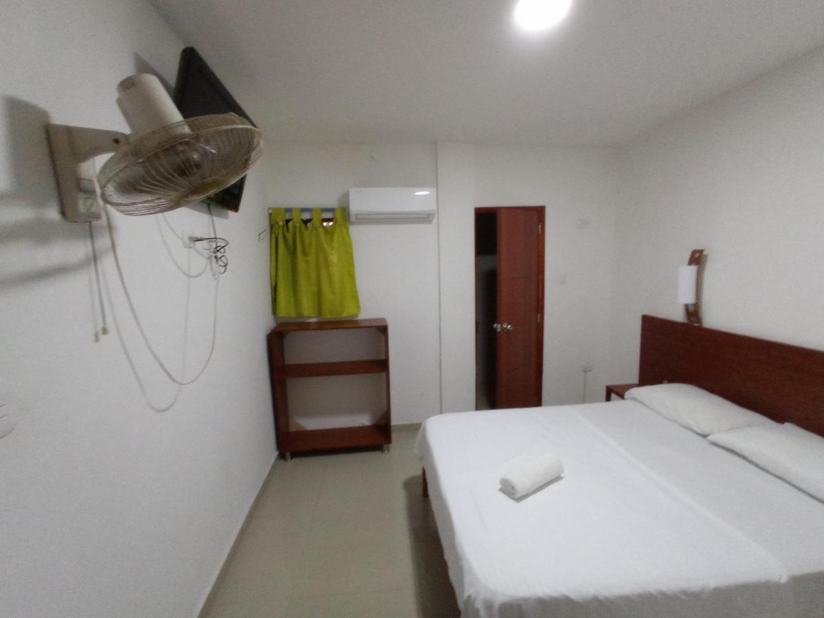 Hotel Perla Real Санта-Марта Экстерьер фото